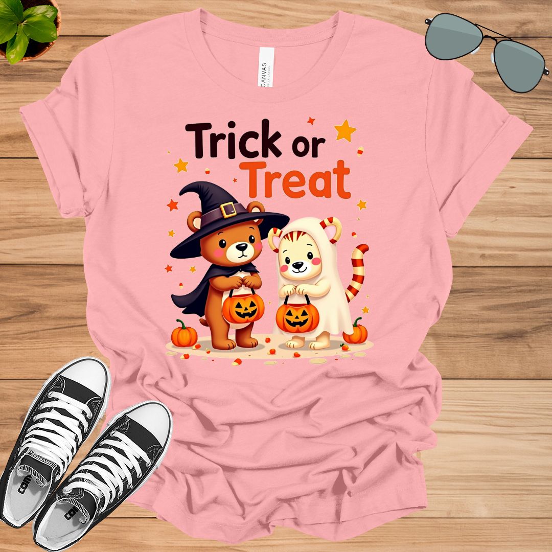 Comfort Colors Retro Halloween Trick Or Treat Winnie The Pooh And Tigger Unisex t-shirt - tee1spread